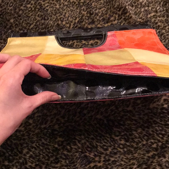 Akira Multicolor Large Thin Clutch - Picture 4 of 7